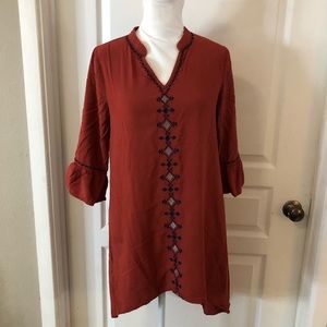 3/$20 South Main terracota tunic
